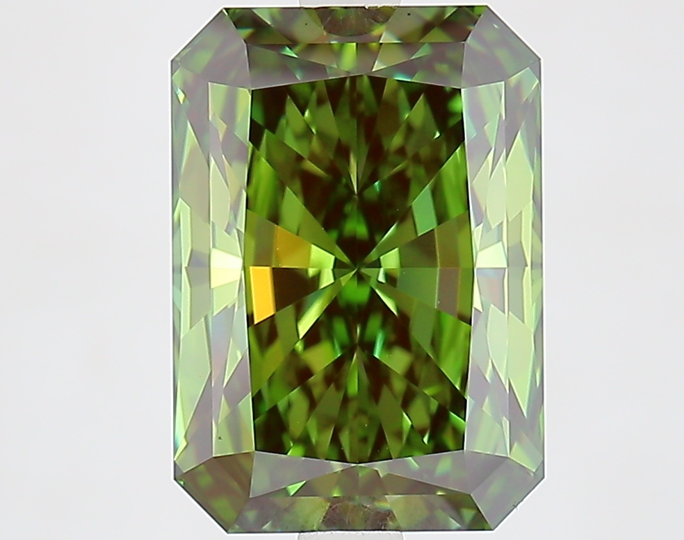 Radiant 4.11ct Fancy Vivid Green VVS2