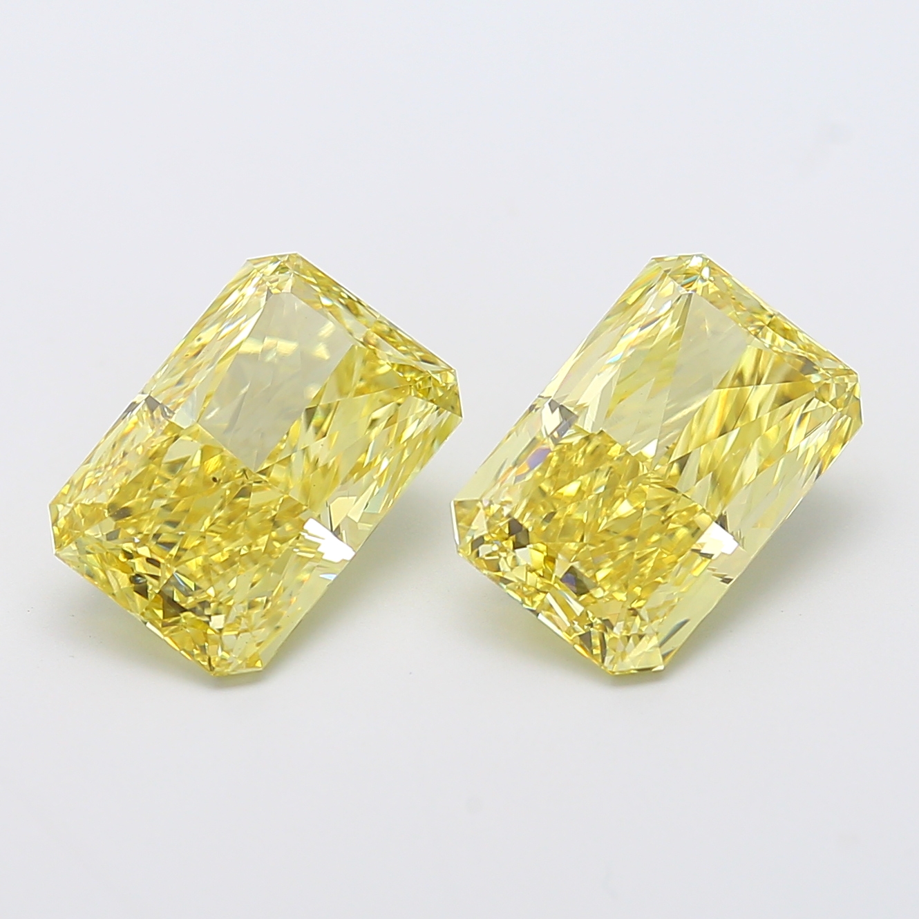 5.07ct Radiant Fancy Intense Yellow VS2 IGI