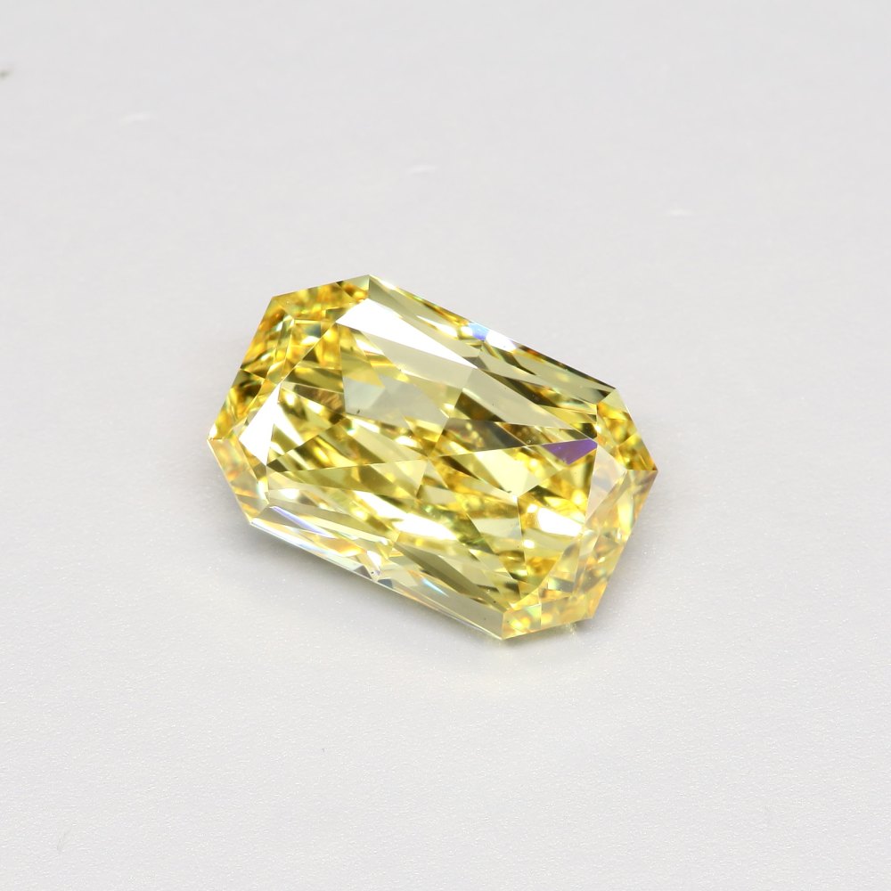 Radiant 5.06ct Fancy Vivid Yellow VS1