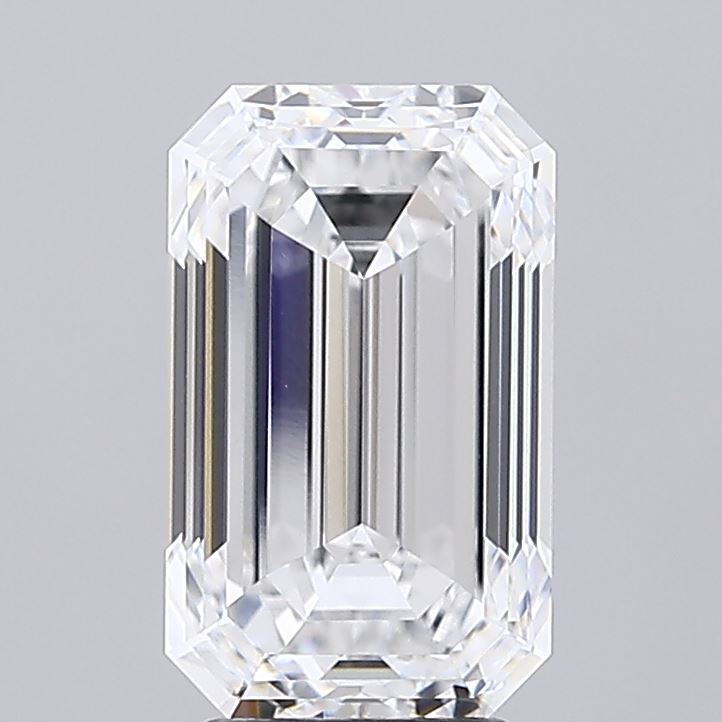 4.90 ct. emerald Lab Grown Diamond front image