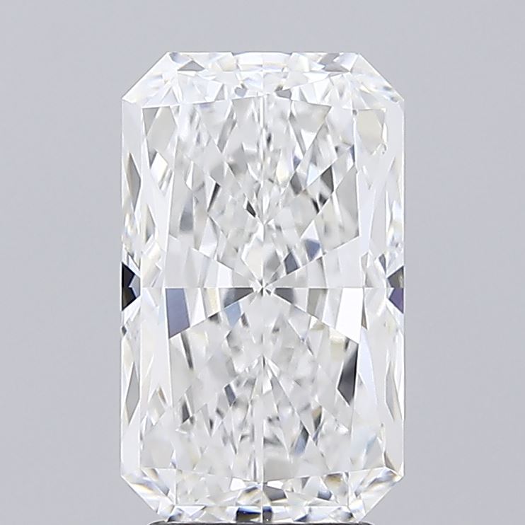 3.89 ct. radiant Lab Grown Diamond front image
