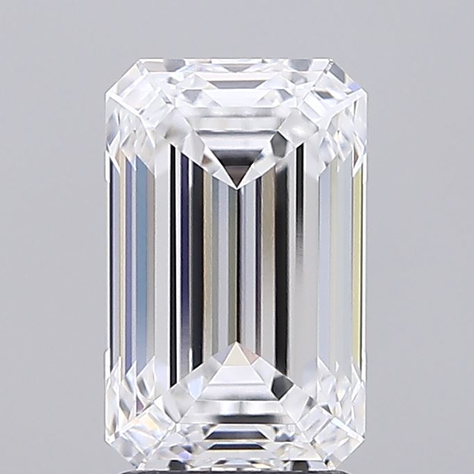 2.54 ct. emerald Lab Grown Diamond front image
