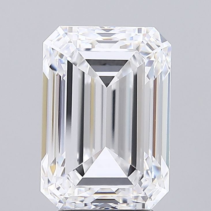 5.10 ct. emerald Lab Grown Diamond front image
