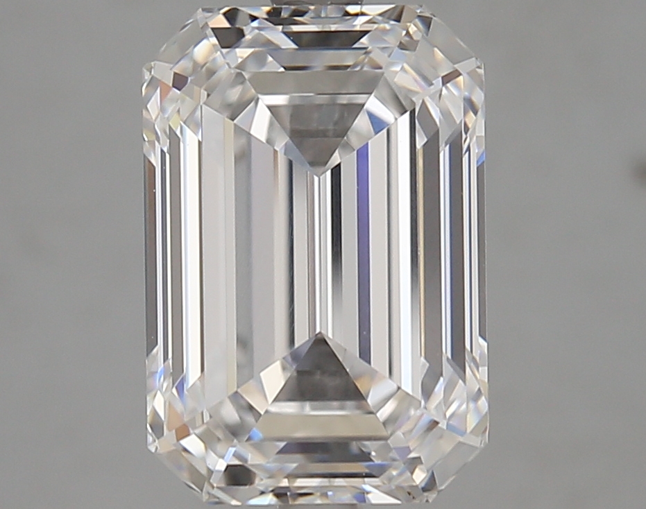 Emerald cut 5.05ct D VS1