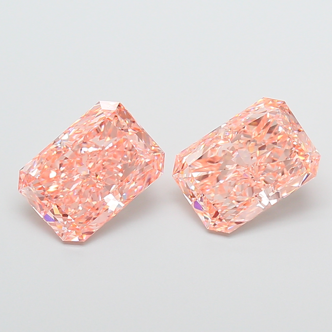 2.78ct Radiant Fancy Vivid Pink VS1 IGI