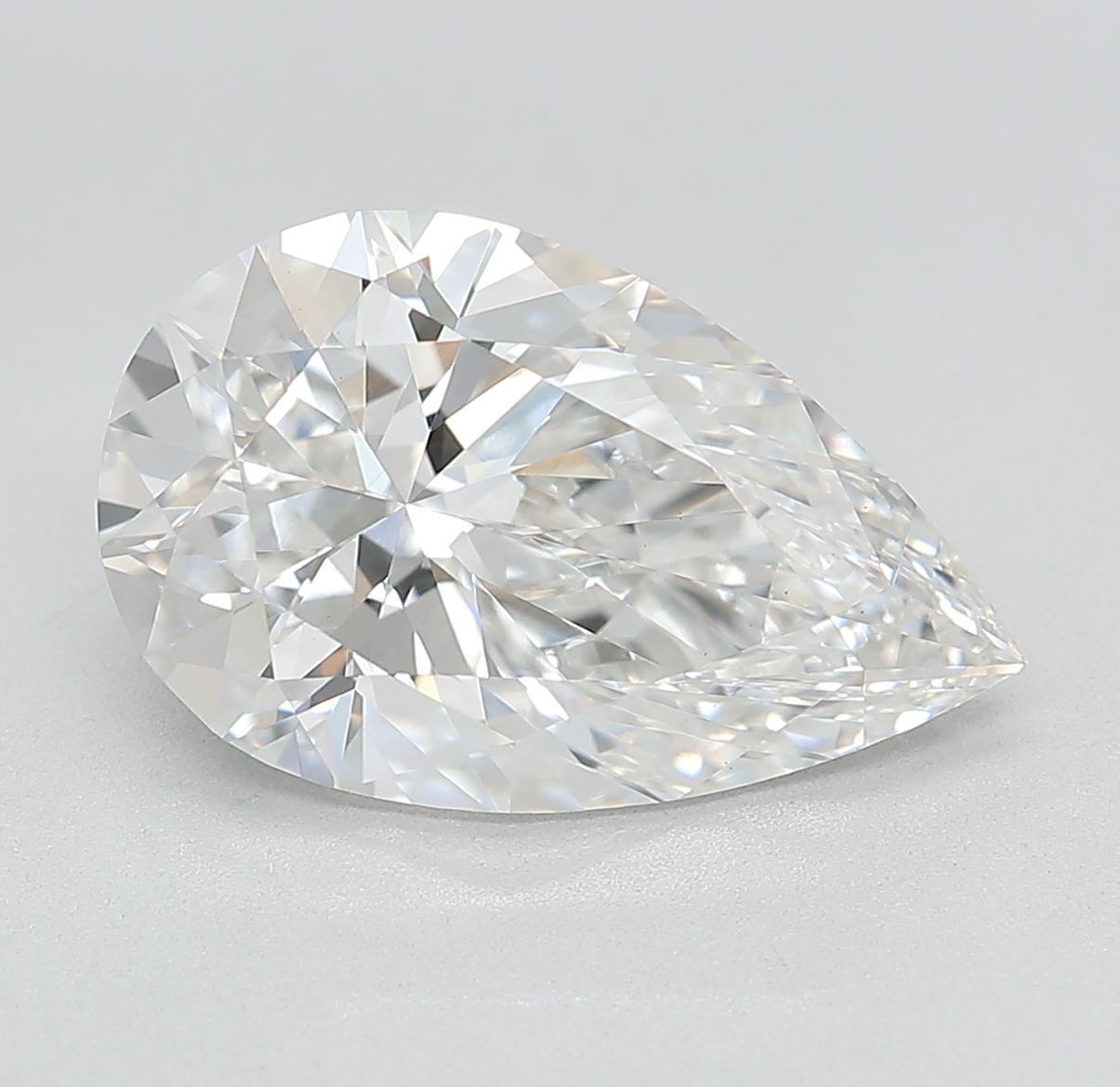 Pear 4.69ct E VS1