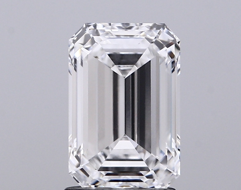 2.01ct Emerald · D · VVS1 · IGI