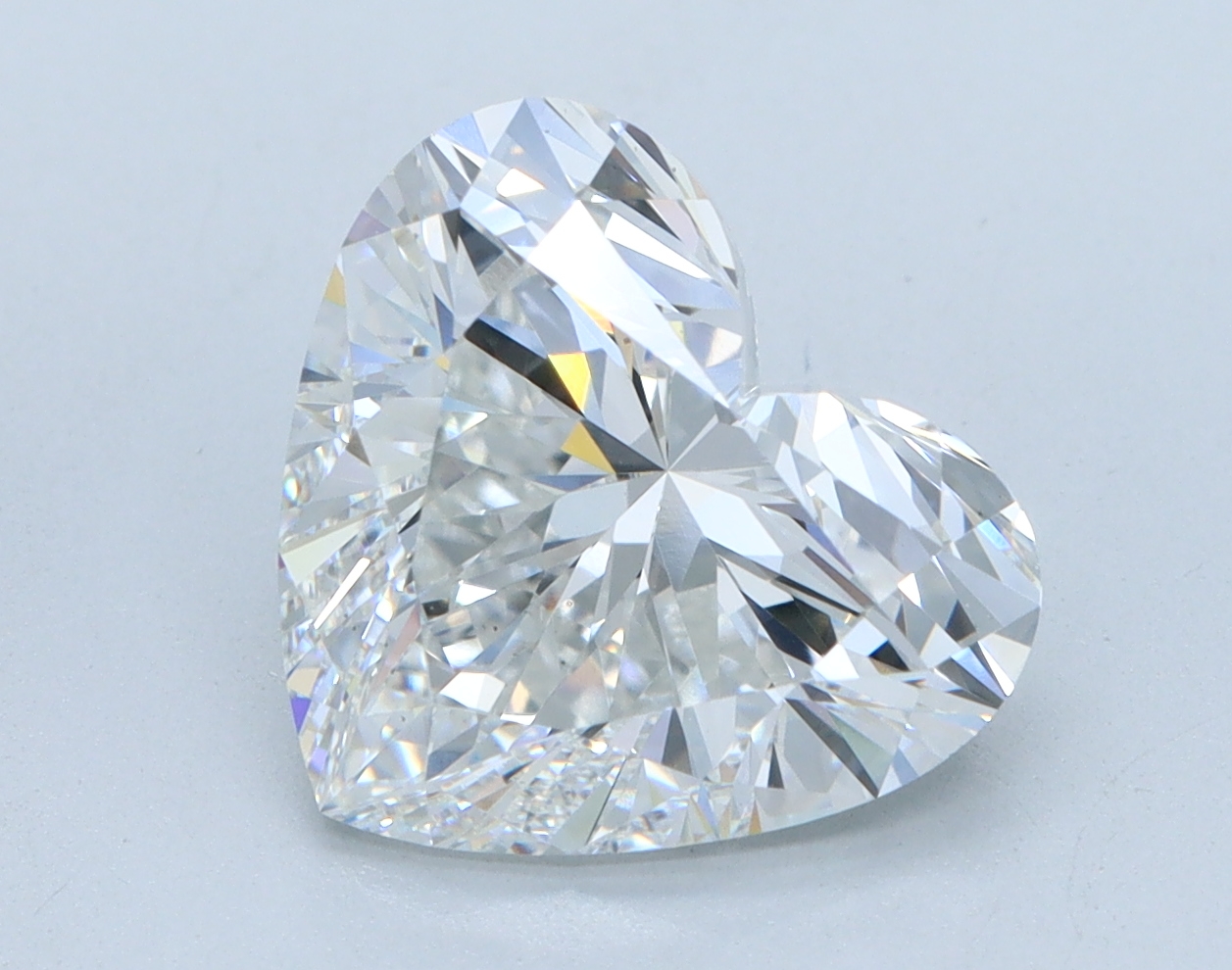 3.19ct Heart Lab-Grown Diamond · E/VS2