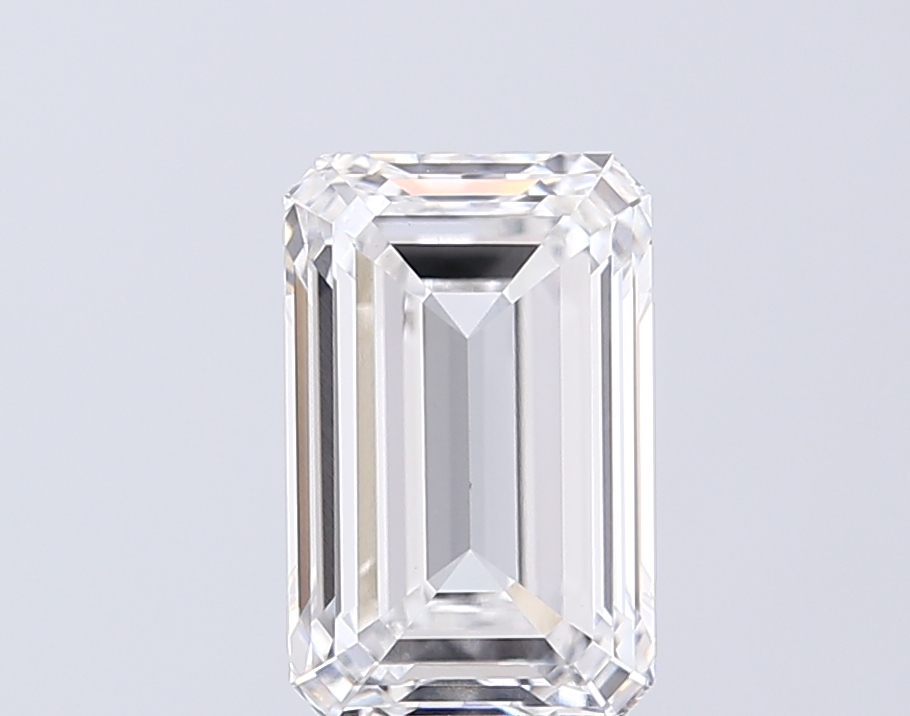 3.01ct Emerald · D · VVS2 · IGI