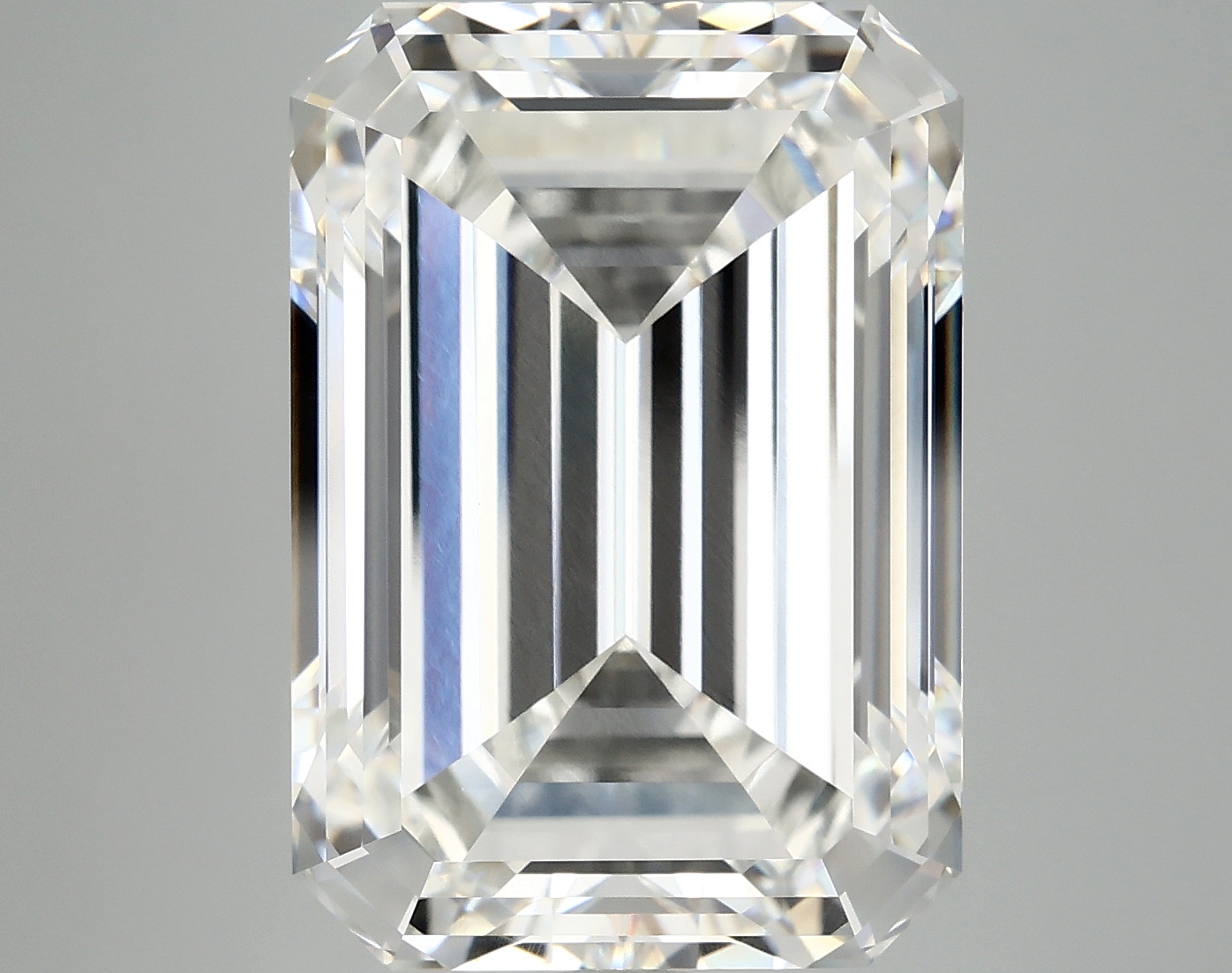 Emerald cut 13.3ct F VS1