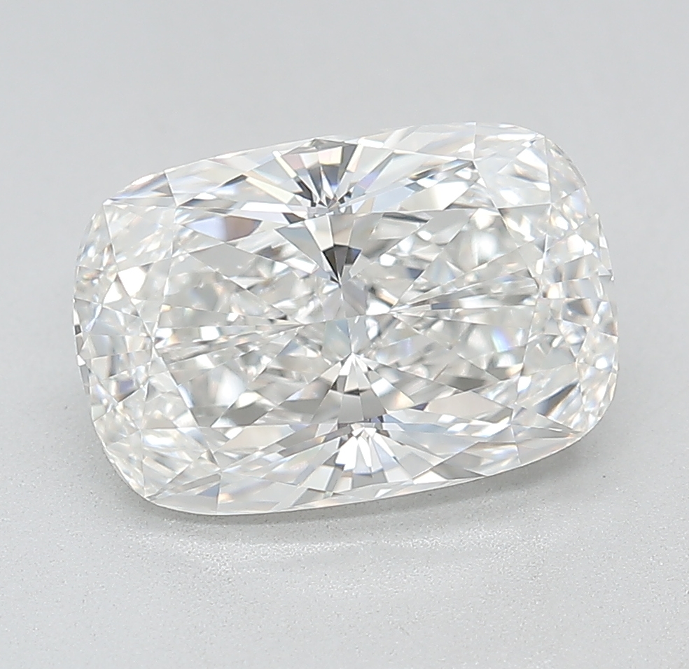 Cushion 3.22ct E VVS2