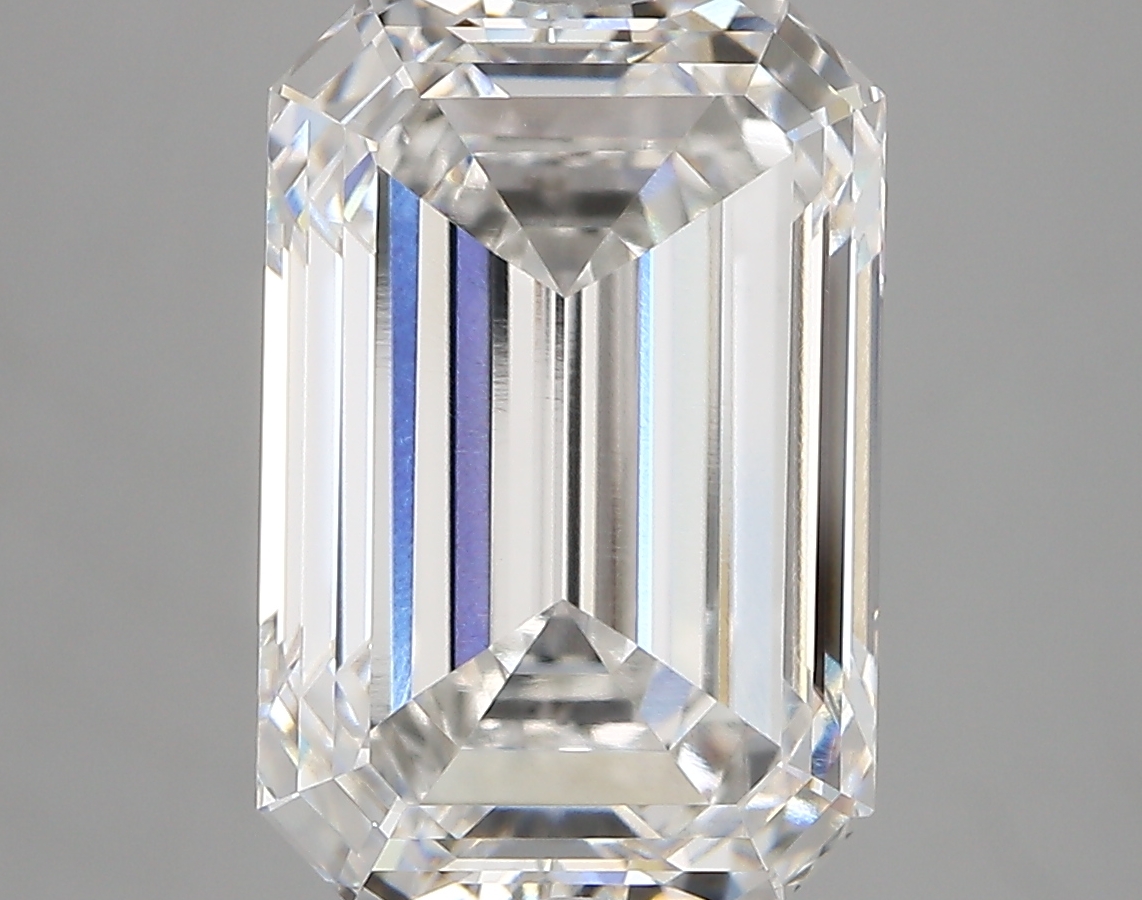 Emerald cut 6.42ct F FL