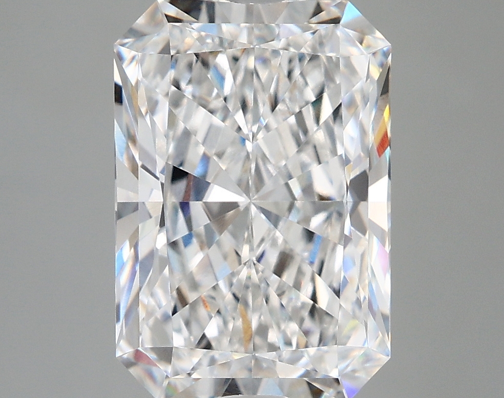 Radiant 4.40ct E FL