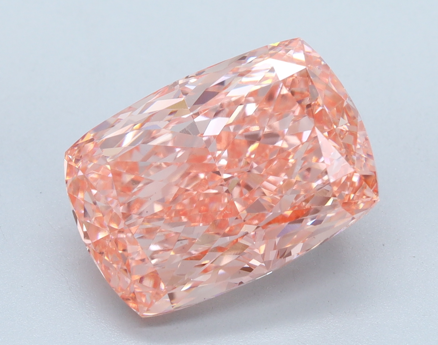 Cushion 6.03ct Fancy Vivid Pink VVS2