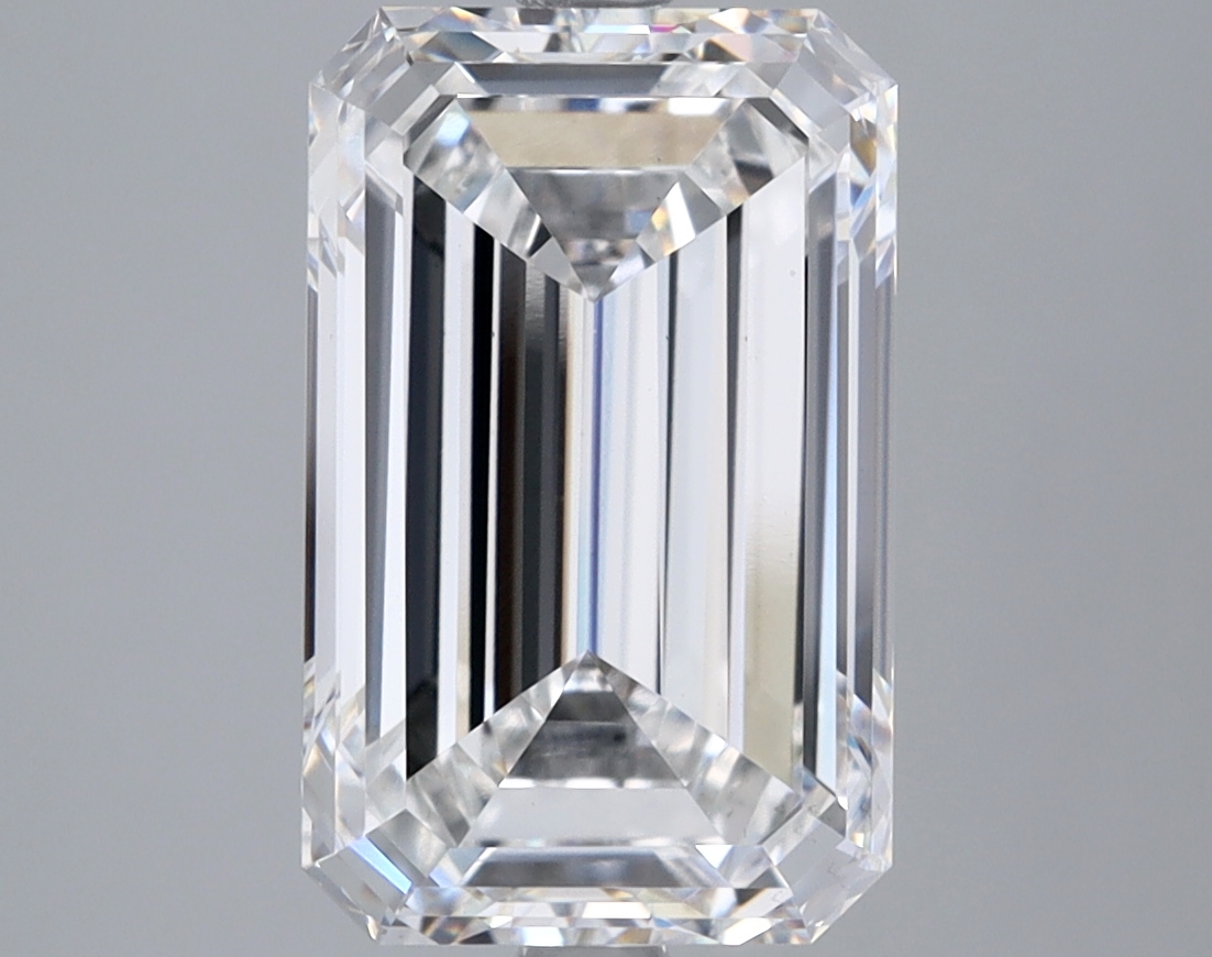 4.03 ct. emerald Lab Grown Diamond front image