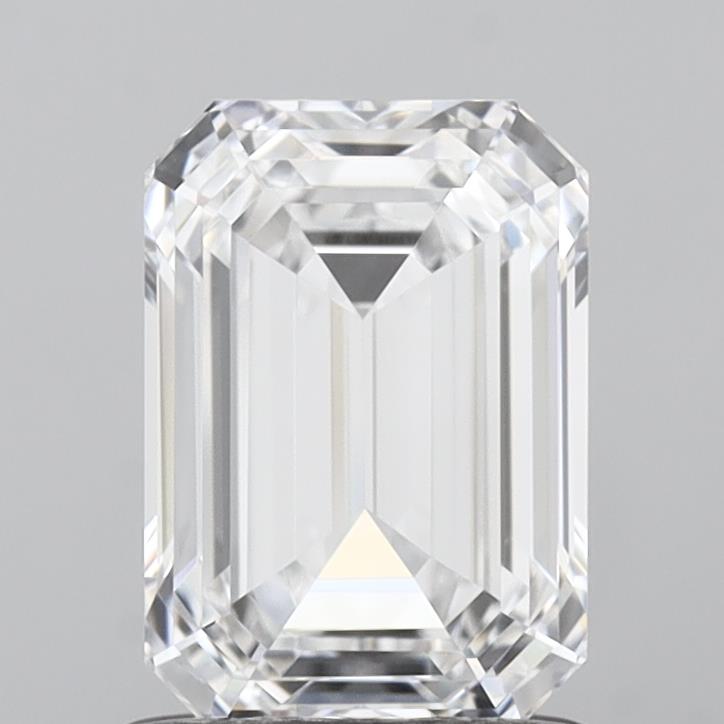 1.24 ct. emerald Lab Grown Diamond front image