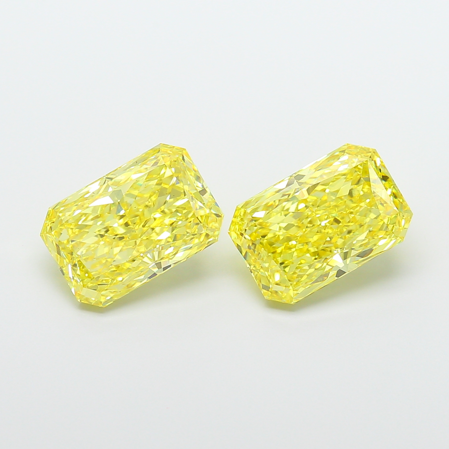 5.2ct Radiant Fancy Vivid Yellow VS2 IGI