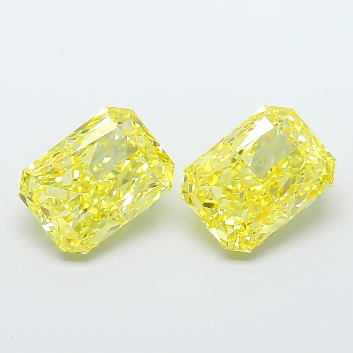 5.0ct Radiant Fancy Intense Yellow VS2 IGI