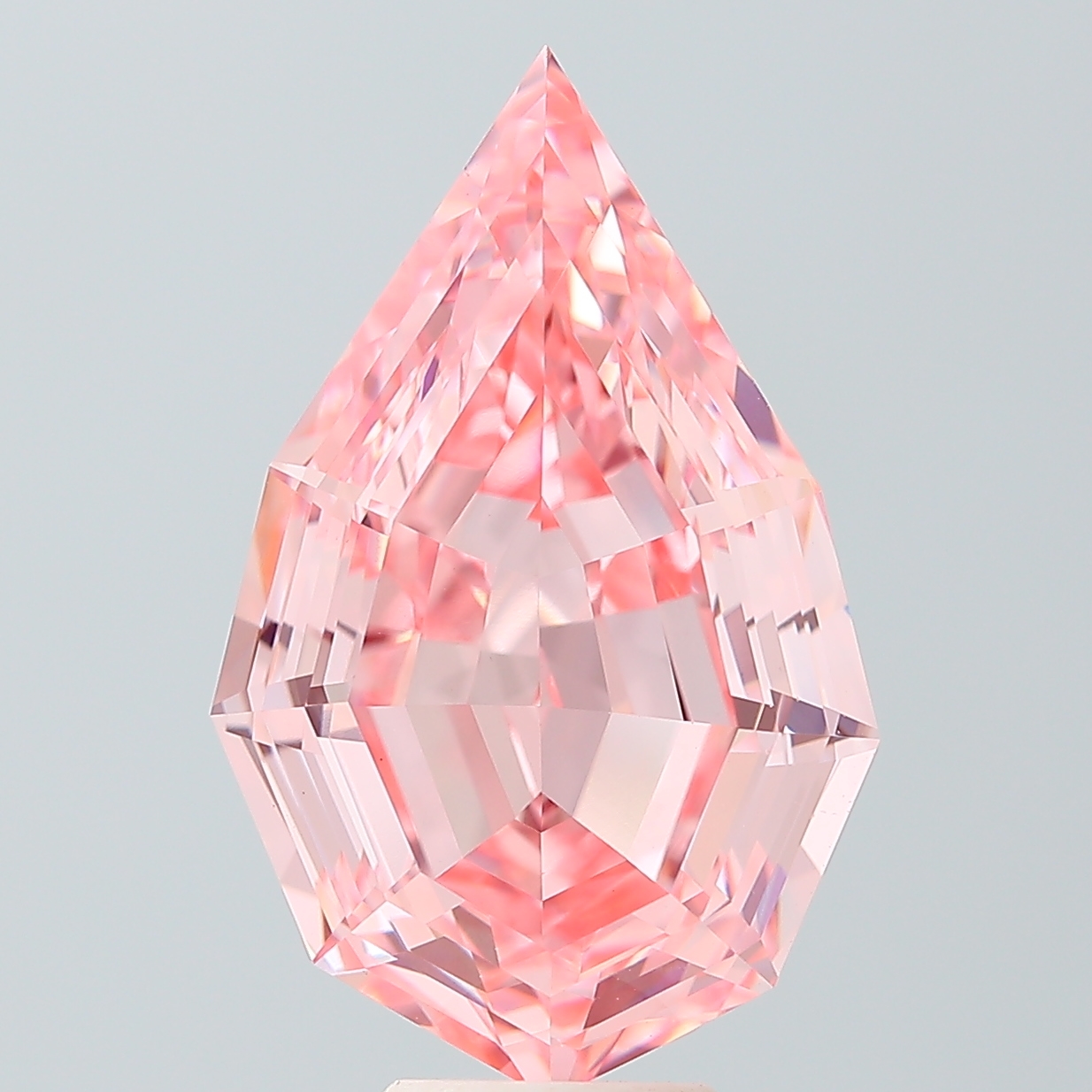 7.64ct Pear Step Fancy Vivid Pink VVS2 IGI