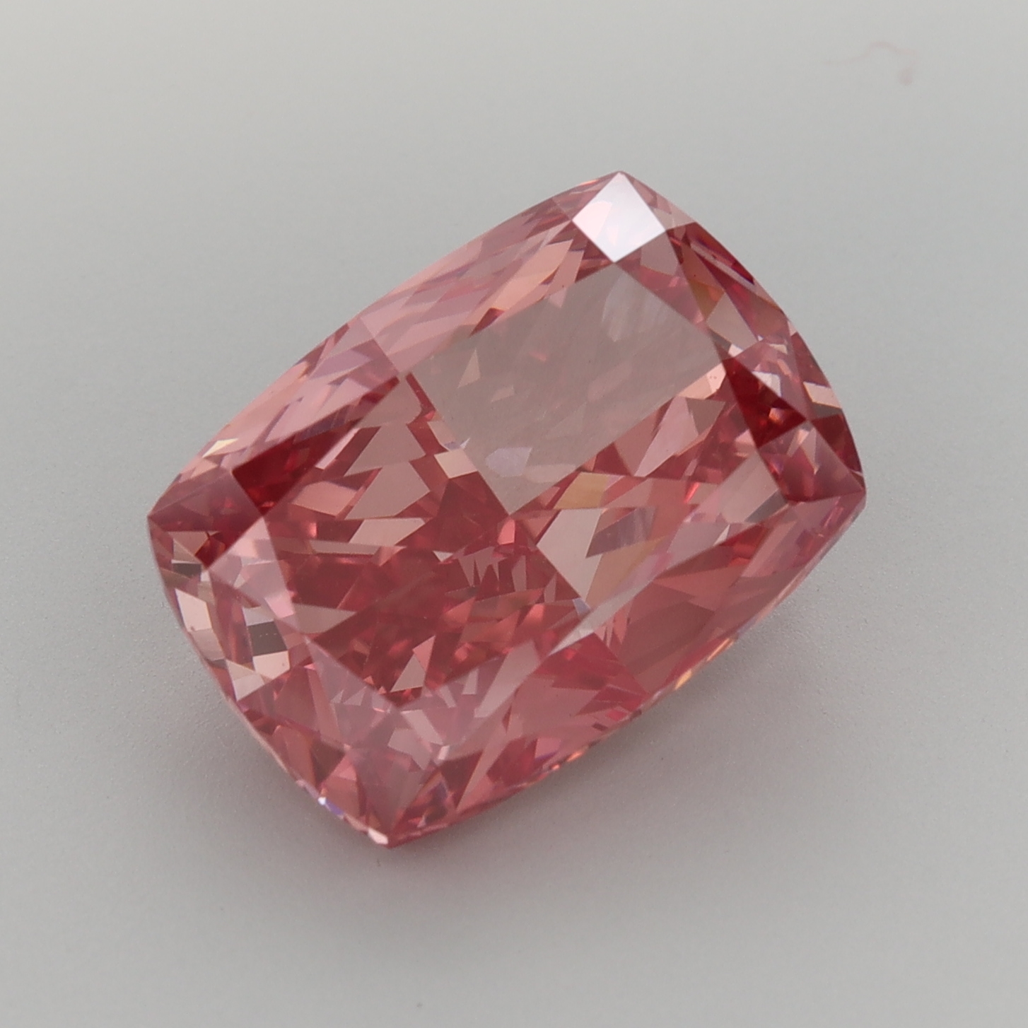 Cushion 7.85ct Fancy Vivid Pink VVS2