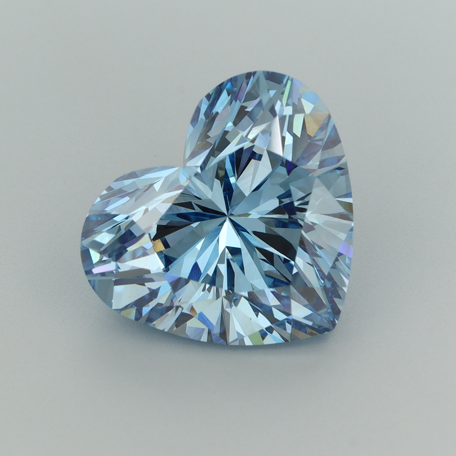 7.98ct Heart Fancy Vivid Blue VS1 IGI