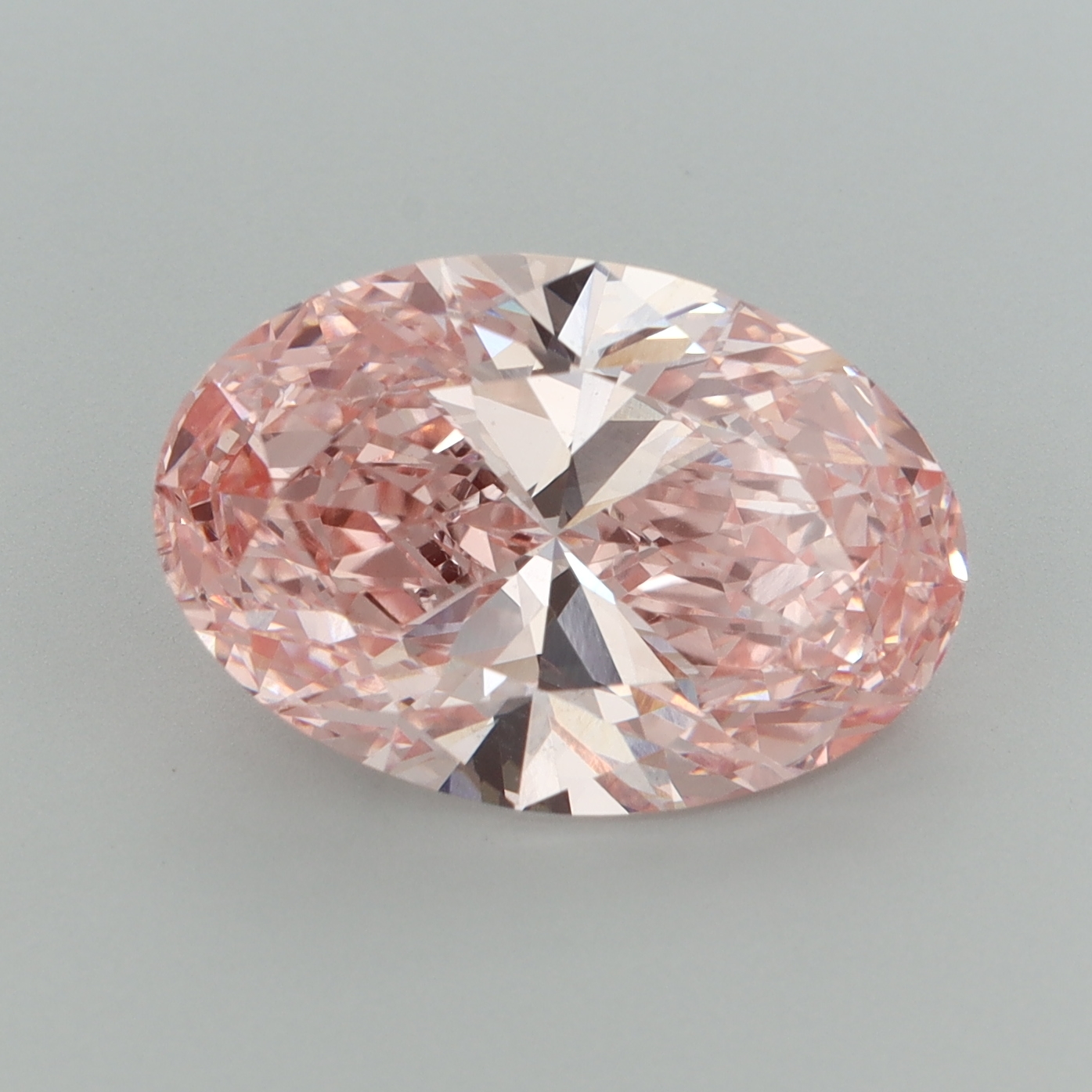 Oval 5.57ct Fancy Vivid Pink VS1