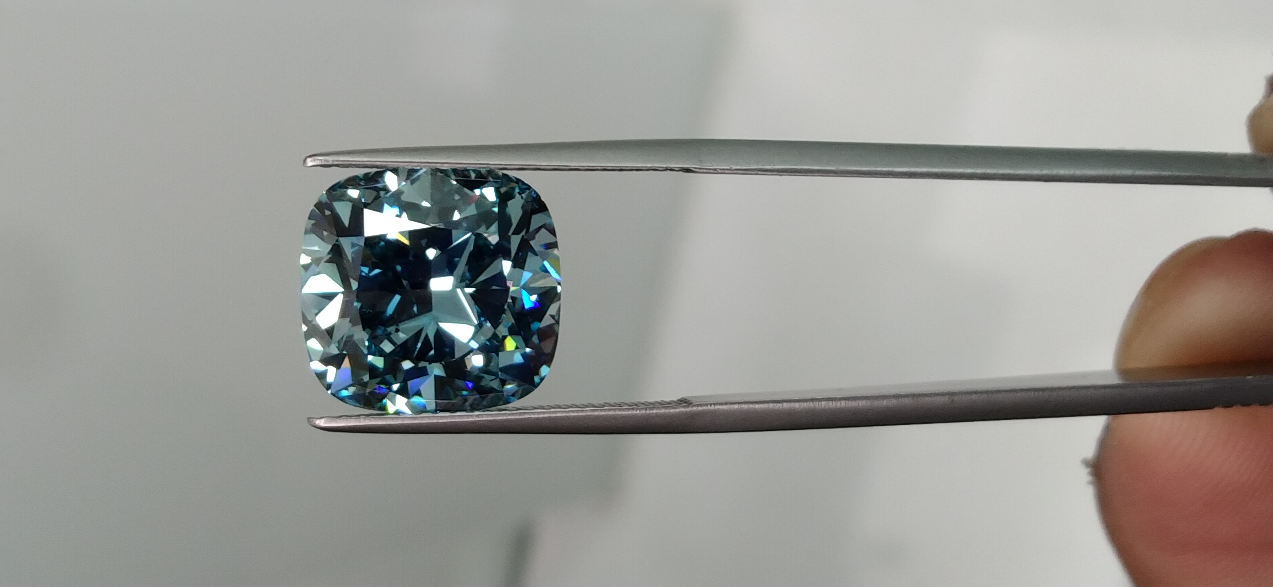 Cushion 9.54ct Fancy Deep Blue SI1