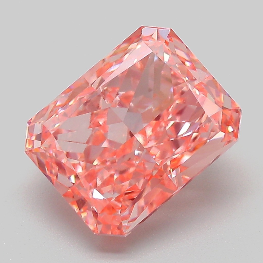 Radiant 5.15ct Fancy Vivid Pink VS1