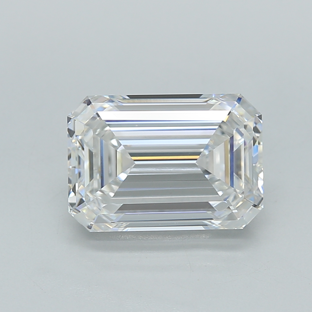 3.04ct Emerald · D · VVS2 · IGI