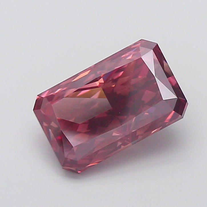 Radiant 4.04ct Fancy Vivid Pink VS1