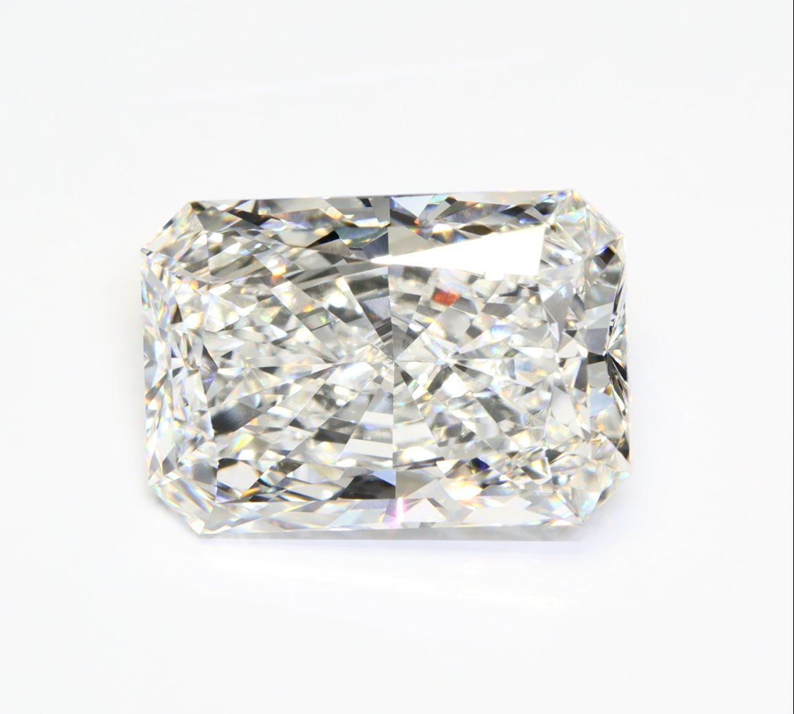 Radiant 18.1ct F VVS2
