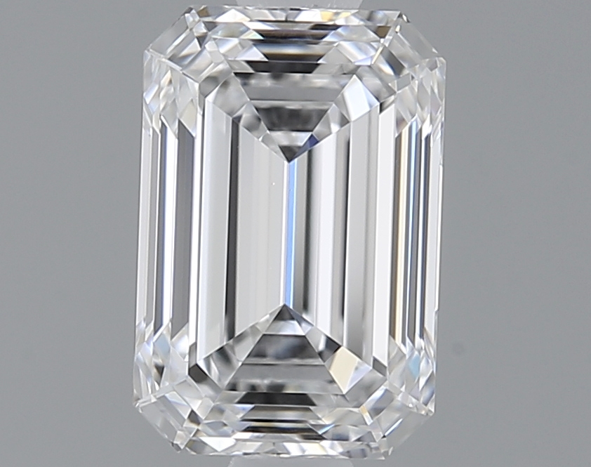 1.10 ct. emerald Lab Grown Diamond front image