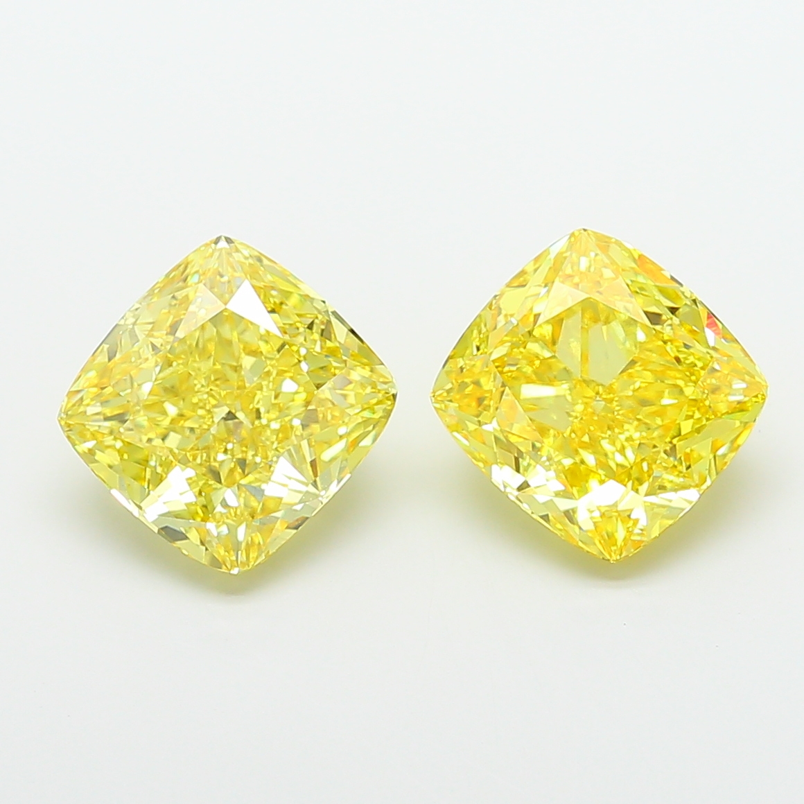Cushion Brilliant 6.52ct Fancy Vivid Yellow VS1