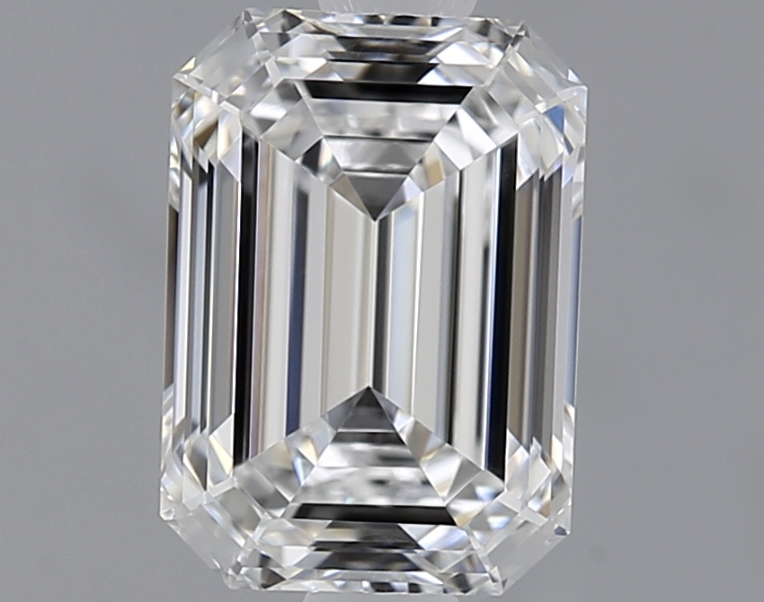 1.37 ct. emerald Lab Grown Diamond front image