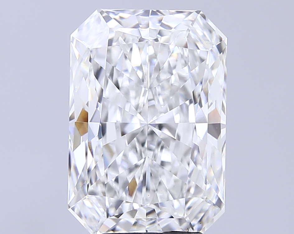 5.72 ct. radiant Lab Grown Diamond front image