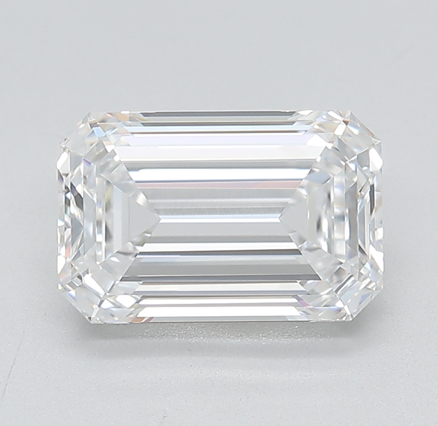 2.57 ct. emerald Lab Grown Diamond front image