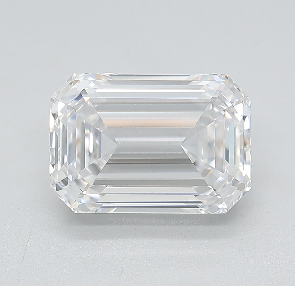 3.02 carat e VS1 EX Cut IGI emerald diamond