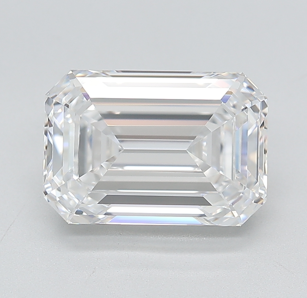 3.90 ct. emerald Lab Grown Diamond front image