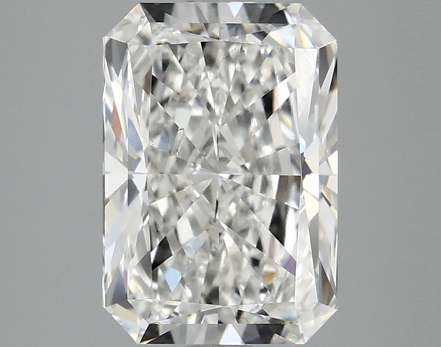 2.84ct Radiant Lab-Grown Diamond · E/VS1