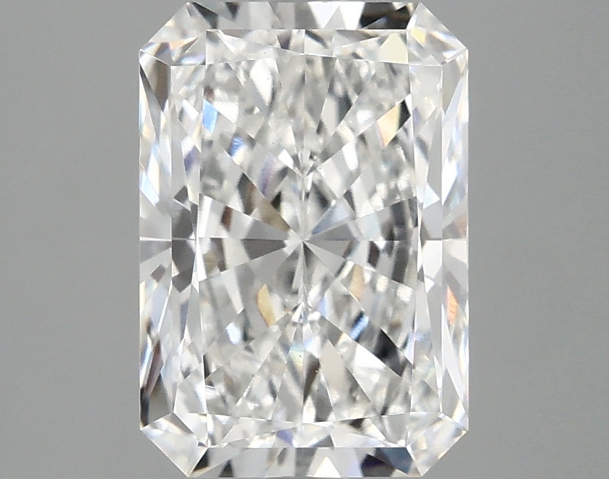 2.84ct Radiant Lab-Grown Diamond · E/VS1
