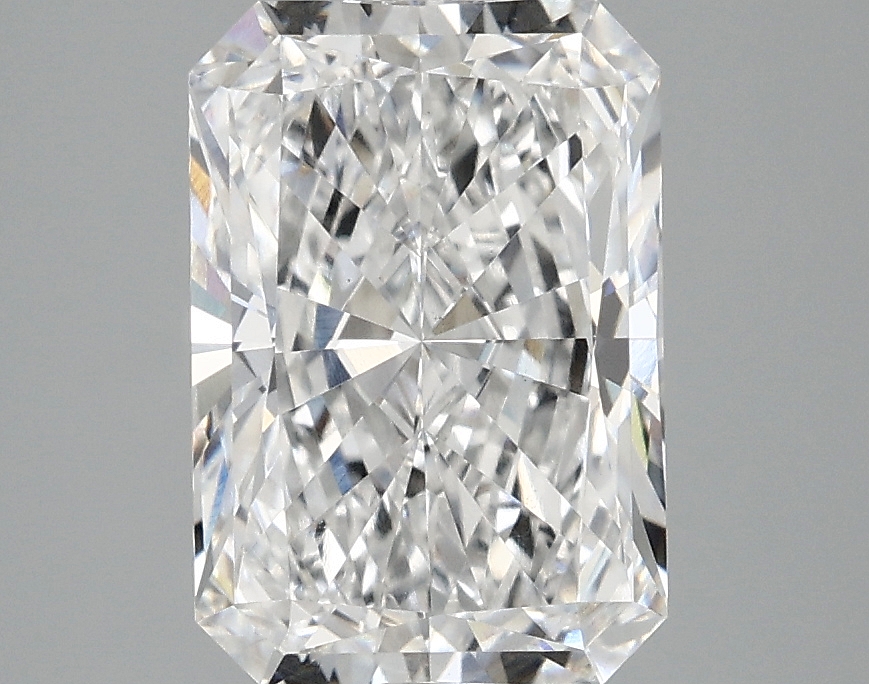 2.84ct Radiant Lab-Grown Diamond · E/VS1