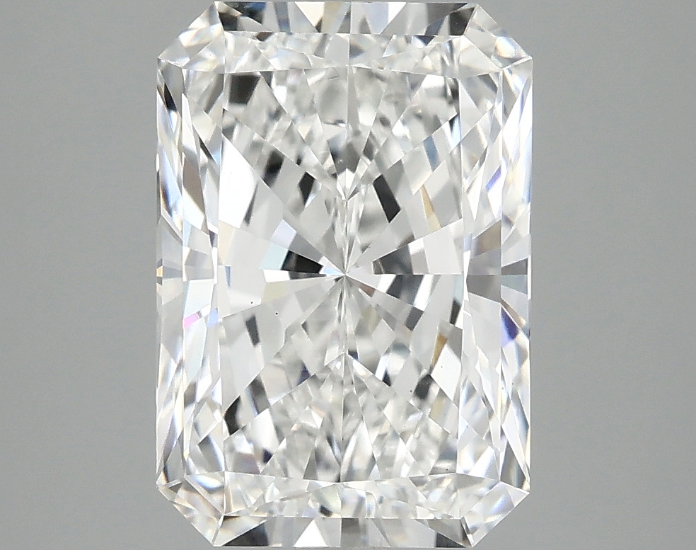 3.74ct Radiant Lab-Grown Diamond · E/VS1