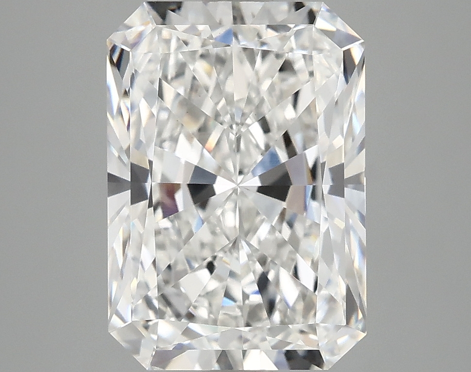 3.77ct Radiant Lab-Grown Diamond · E/VS1