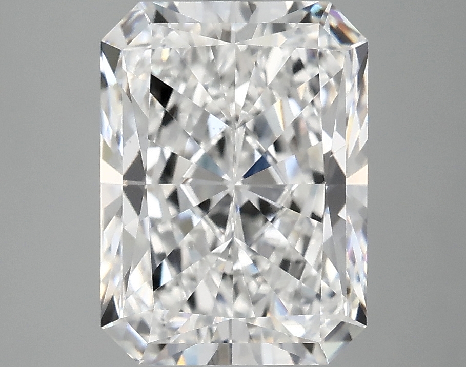 3.78ct Radiant Lab-Grown Diamond · E/VS1