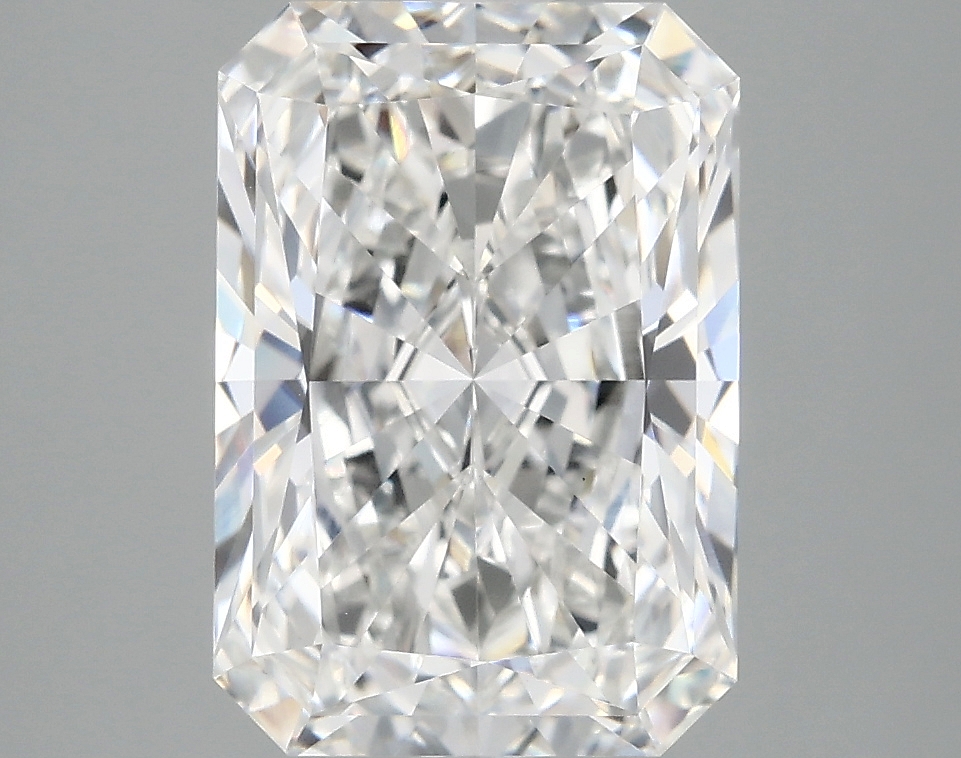 3.81ct Radiant Lab-Grown Diamond · E/VS1