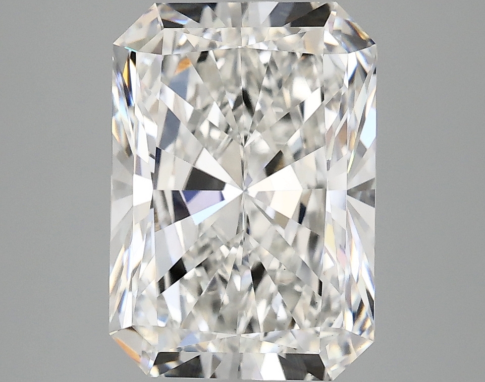 3.84ct Radiant Lab-Grown Diamond · E/VS1