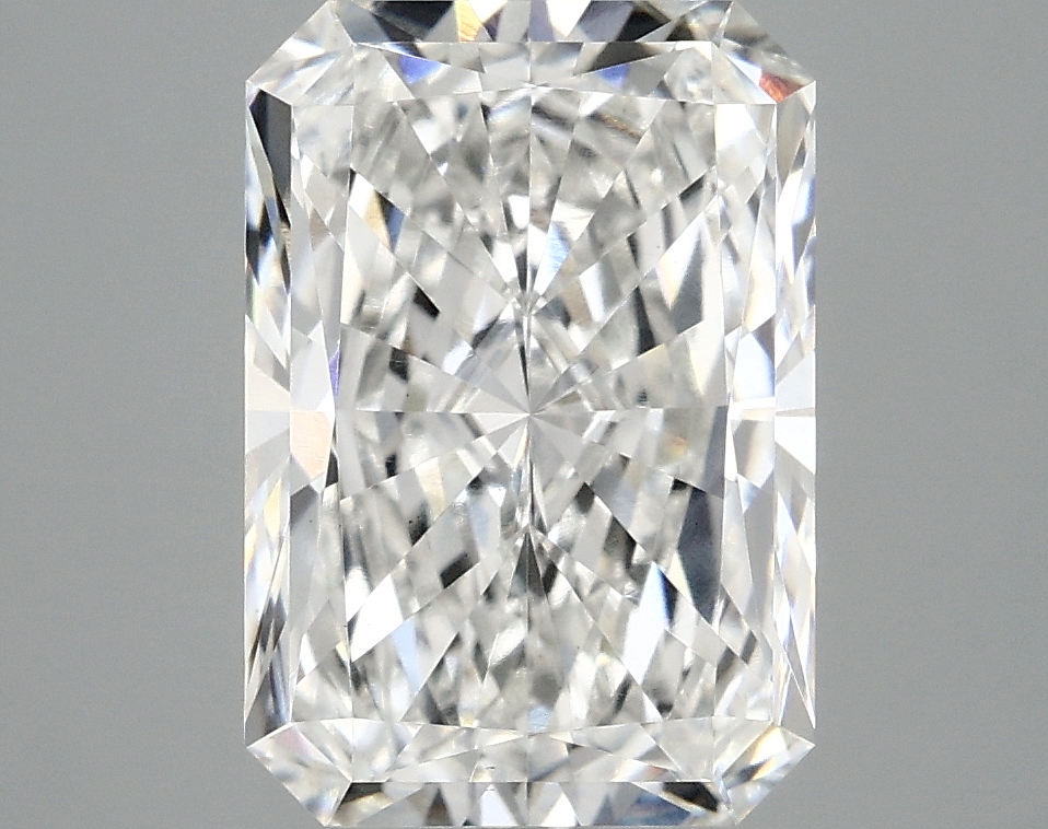 3.85ct Radiant Lab-Grown Diamond · E/VS1