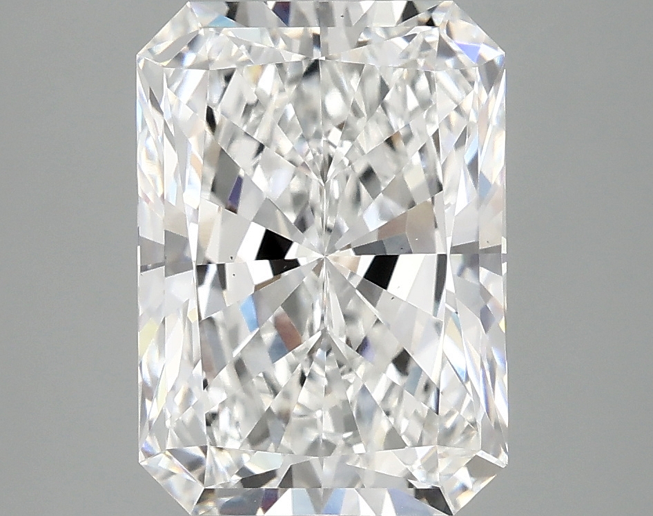 3.85ct Radiant Lab-Grown Diamond · E/VS1