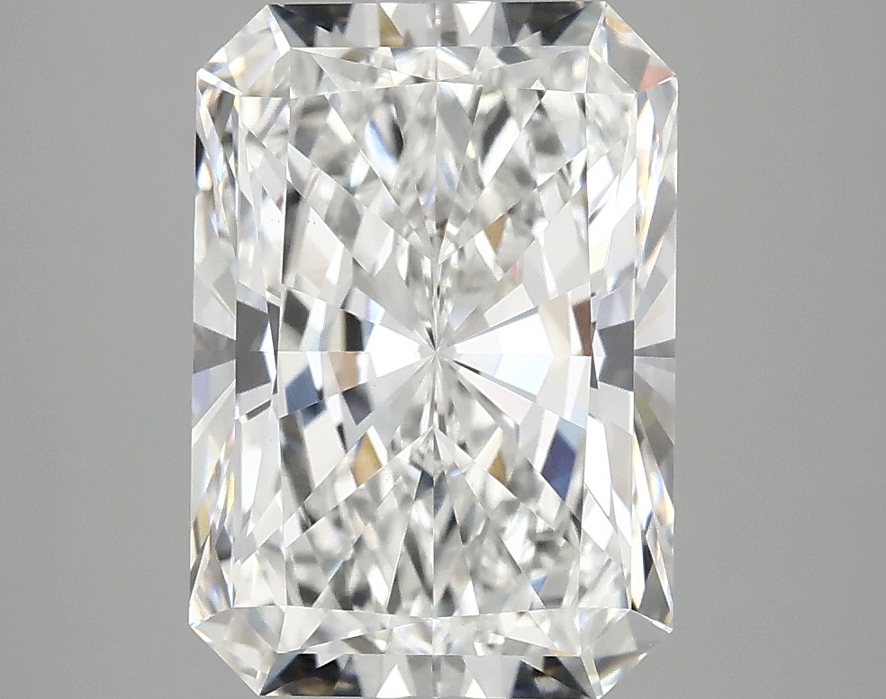 4.18ct Radiant Lab-Grown Diamond · E/VS1