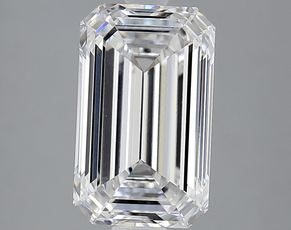 3.02 ct. emerald Lab Grown Diamond front image